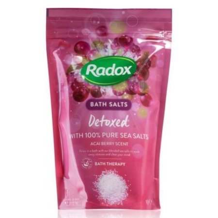 Radox Detoxed Acai Berry Scent soľ do kúpeľa 900g